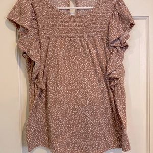 Dusty pink top with ruffle sleeve